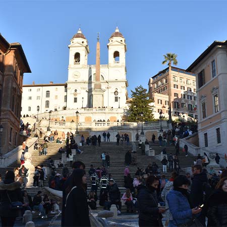 Vista de la escalinata de la Plaza de España desfde abajo, Roma